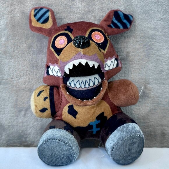 Funke Five Nights at Freddy's Twisted Foxy Plush Bear 2016 - Picture 1 of 11